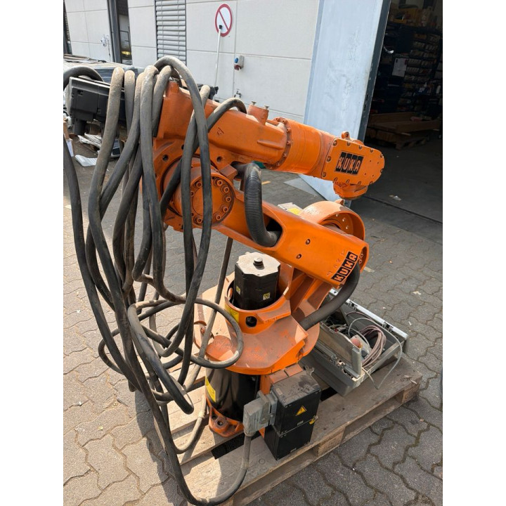 KUKA Endüstriyel Robot | Kontrol Ünitesi ve Teachpanel Dahil